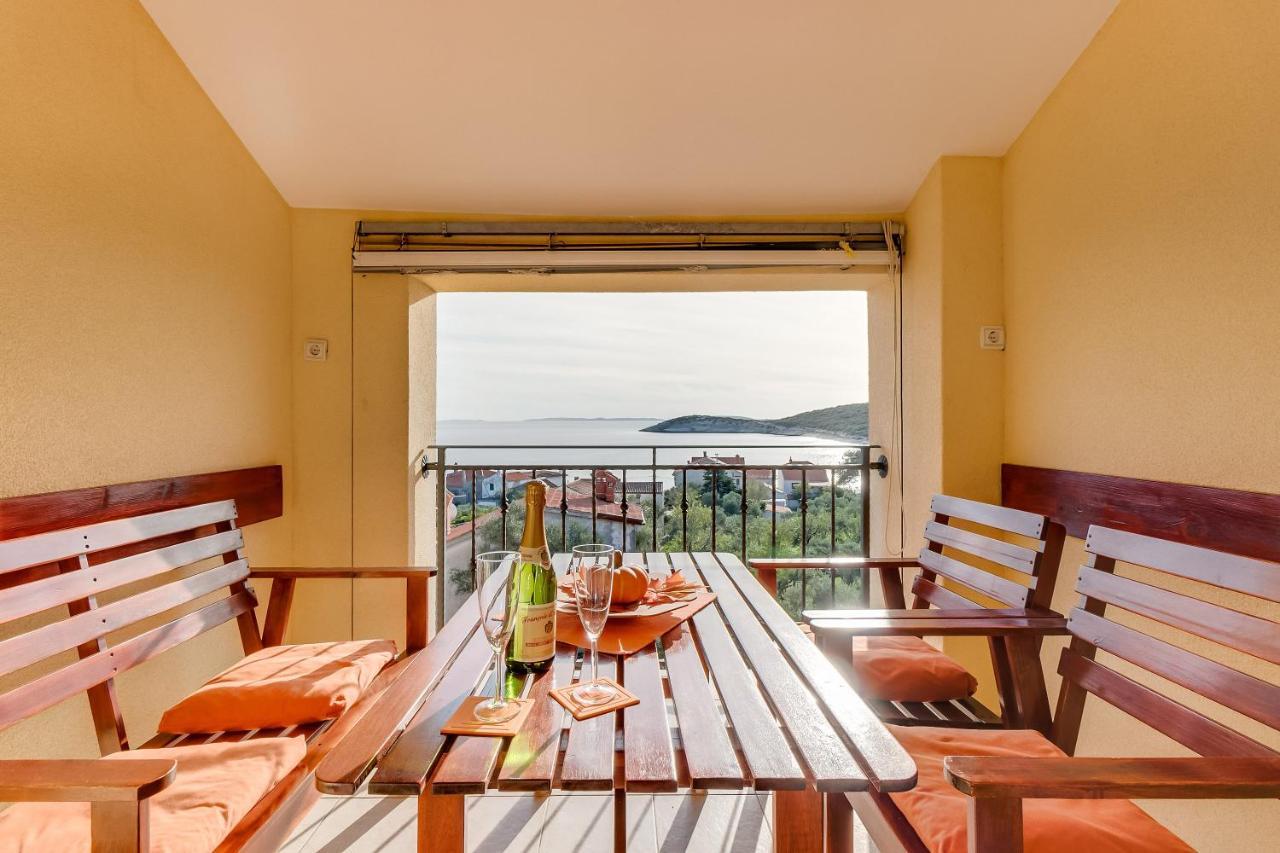 Apartmani Tanja Martinšćica Exterior foto